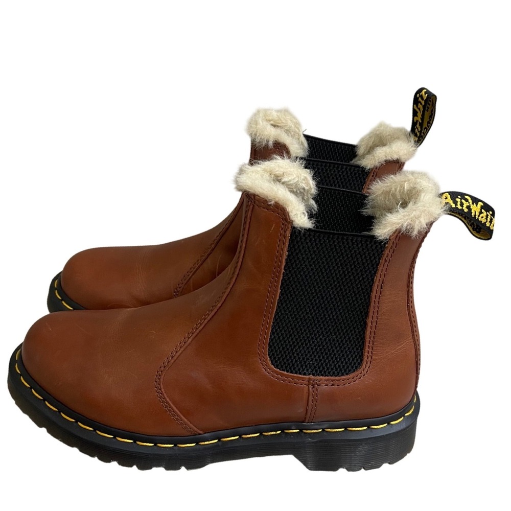 Dr Martens 2976 Leonore Chelsea Boots Faux Fur Lined Butterscotch Leather 8 US